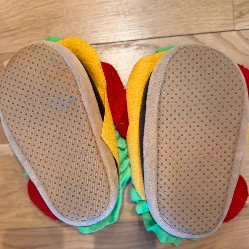 J‎ Crew Crewcuts Unisex Hamburger Slippers